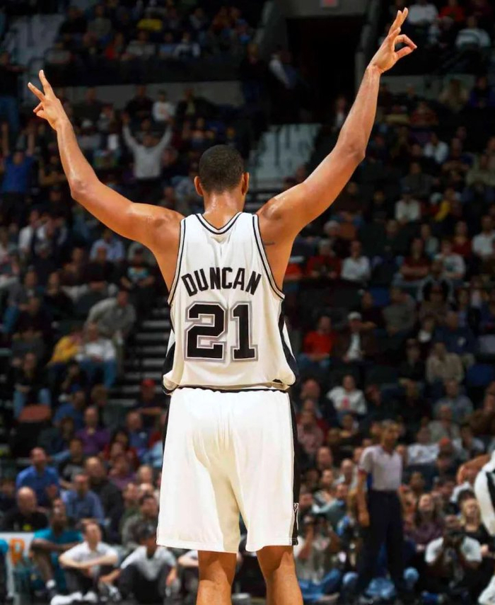 伤病管理与 伤病管理与